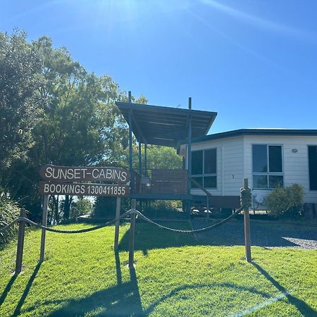 Sunset Cabins 1770 Seventeen Seventy Ngoại thất bức ảnh